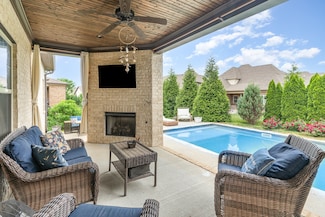 3015 Grunion Ln, Spring Hill, TN 37174