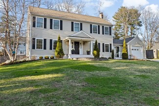 21 Pilgrim Rd, Hingham, MA 02043