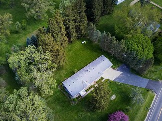 8500 Manchester Rd, Capron, IL 61012