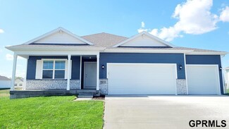 8512 S 184th Way, Omaha, NE 68136
