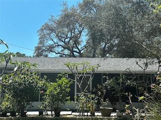 1818 San Mateo Dr, Dunedin, FL 34698