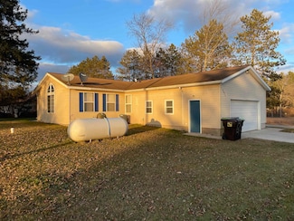 N15033 Dutton Rd, Amberg, WI 54102