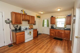 210 Beech St, Manchester, NH 03103
