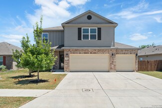 548 Long Leaf Dr, New Braunfels, TX 78130