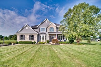 13480 Willow Creek Ln, Columbia Station, OH 44028