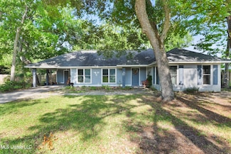 1101 John Evans Dr, Gulfport, MS 39507