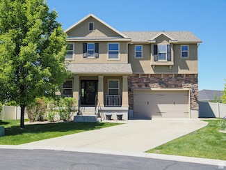 879 W Saddlebrook Dr, Kaysville, UT 84037