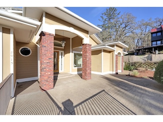 2915 Chandler Ave, Eugene, OR 97403