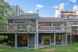 4 Riverview Ave Unit H, Mashpee, MA 02649