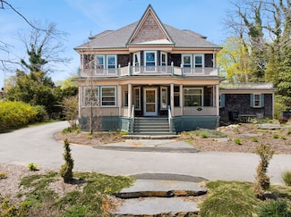 628 W Falmouth Hwy, Falmouth, MA 02540