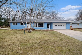 713 Wall St, Manistee, MI 49660