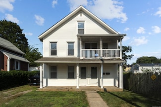 20 Lincoln Ct, New London, CT 06320