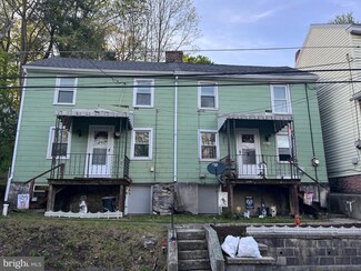 171-175 Market St, Cumbola, PA 17930