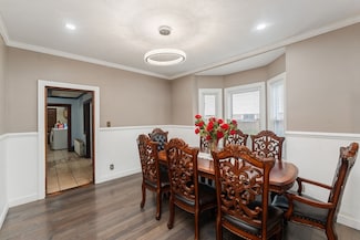 101 Florence St, Roslindale, MA 02131