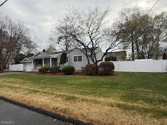 535 Roosevelt Ave, Rivervale, NJ 07675