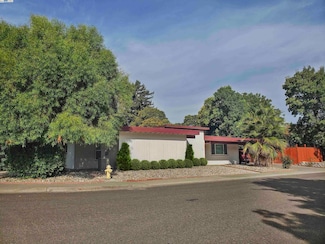 3107 Corona Dr, Davis, CA 95616