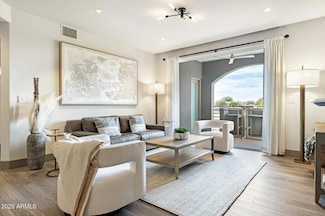 15802 N 71st St Unit 313, Scottsdale, AZ 85254