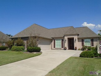 760 Water Oak Dr, Brusly, LA 70719