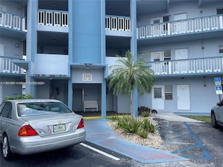 2300 Park Ln Unit 314, Hollywood, FL 33021