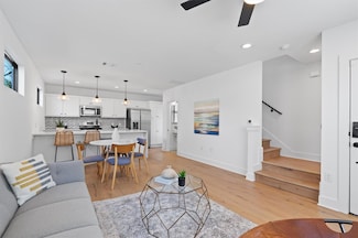 2102 Eva St Unit 2, Austin, TX 78704