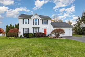 512 Brixton Trail, Webster, NY 14580