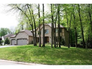 19555 19555 Silver Lake Trail, Shorewood, MN 55331