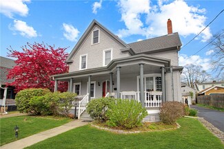 31 Highland Ave, Westerly, RI 02891