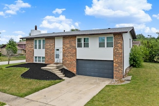 3111 Smoke Tree Ct, Hazel Crest, IL 60429