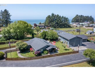 15502 Morrison Ln, Brookings, OR 97415