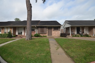 1108 W Tri Oaks Ln Unit 154, Houston, TX 77043