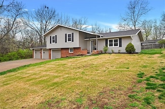 510 S 17th St, Leavenworth, KS 66048