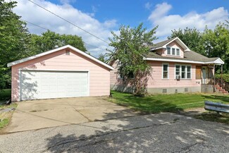 25220 W Anderson St, Ingleside, IL 60041