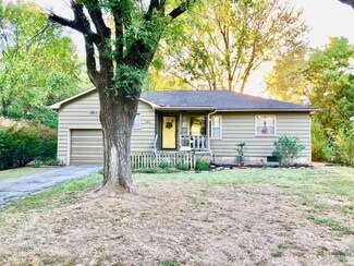 101 S Dopking St, Frontenac, KS 66763