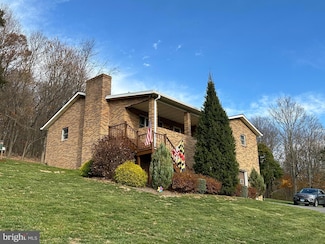 16607 Oceanview Ln SW, Frostburg, MD 21532