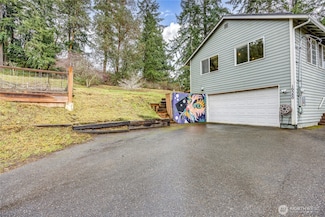16580 Stewart Rd NE, Poulsbo, WA 98370
