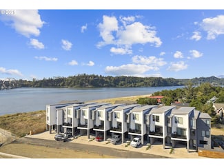 280 Huckleberry, Waldport, OR 97394