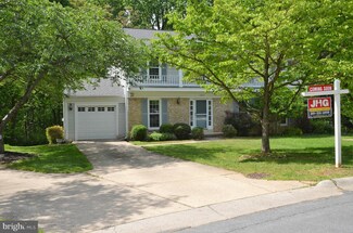 11431 Oak Leaf Dr, Silver Spring, MD 20901