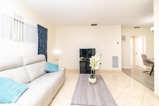6305 SW 18th St Unit 5, Miramar, FL 33023