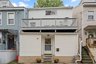 2620 Mccord St, Pittsburgh, PA 15203