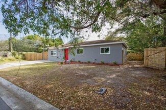 3066 31st Way, Sarasota, FL 34234