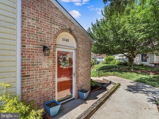 1540 Kensington Dr, Hagerstown, MD 21742