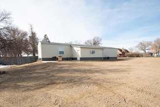 25 2nd Ave, Hingham, MT 59528