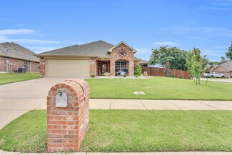 249 Lawson Farms Dr, Midlothian, TX 76065