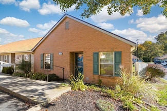 1229 Rivercrest Dr S Unit D, Delaware, OH 43015