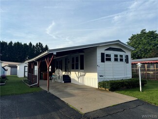 66 Circle Ct, Arcade, NY 14009