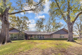 640 Beechwood Dr, Tyler, TX 75701
