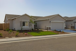 110 King Air Dr, Colusa, CA 95932