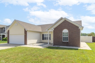 2761 Winding Creek Ln, Greenfield, IN 46140