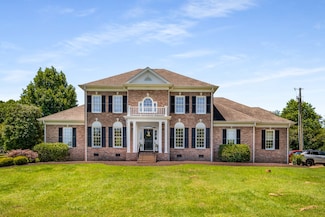 1011 Barrel Springs Hollow Rd, Franklin, TN 37069