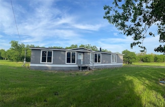 143 Poetry Rd, Terrell, TX 75160